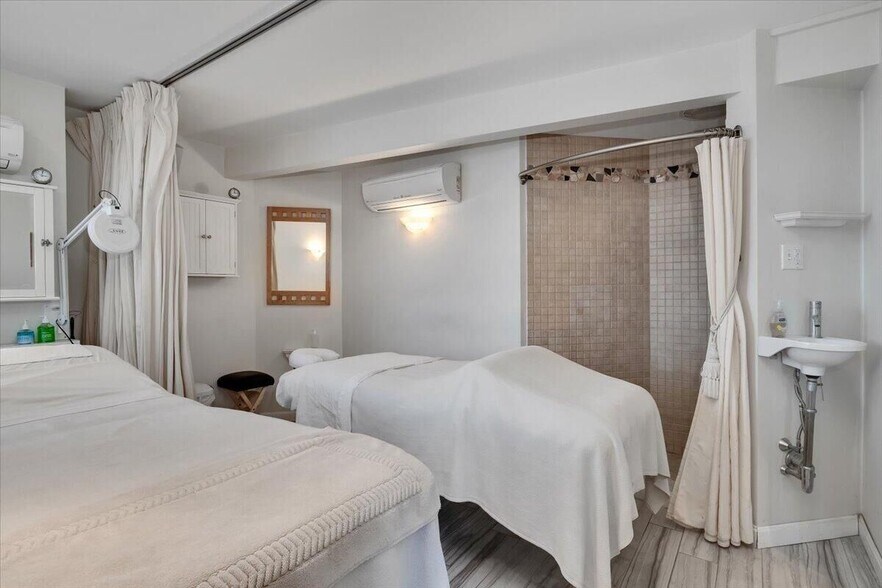 More Photos Of 139 A Bradford St, Provincetown Storefront Retail Residential For Sale