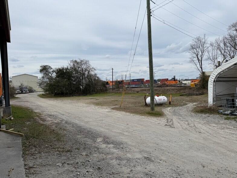 More Photos Of 501 Stiles Ave, Savannah Manufacturing For Sale