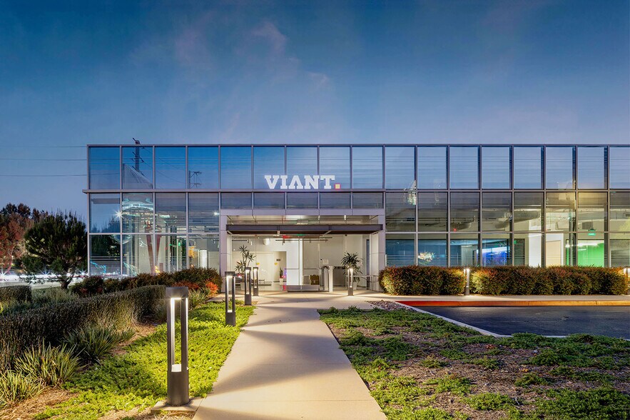 More Photos Of 2722 Michelson Dr, Irvine Office For Sale