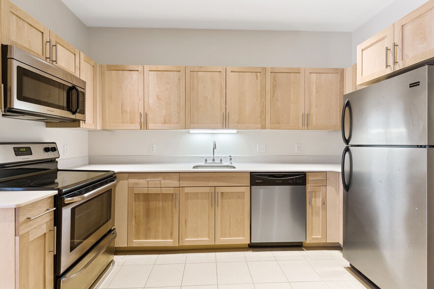 More Photos Of 407 Washington St, Boston Apartments For Sale