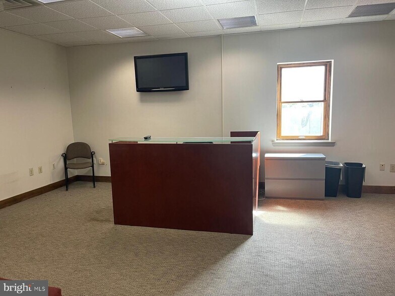 More Photos Of 106 York Rd, Jenkintown Office Residential For Sale