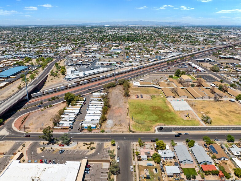 More Photos Of 5556 W Grand Ave, Glendale Land For Sale