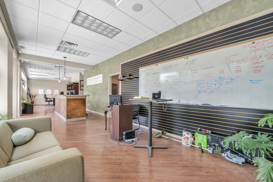 More Photos Of 1345 S Main St, Salt Lake City Freestanding For Lease