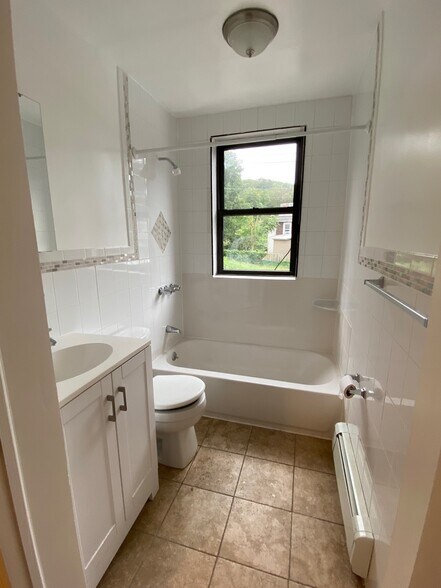 More Photos Of 145 Westervelt Ave, Staten Island Storefront Retail Residential For Sale