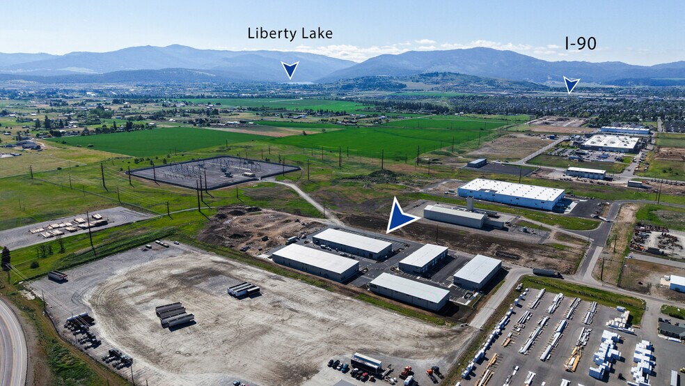 More Photos Of 4524 N Barker Rd, Spokane Valley Showroom For Lease