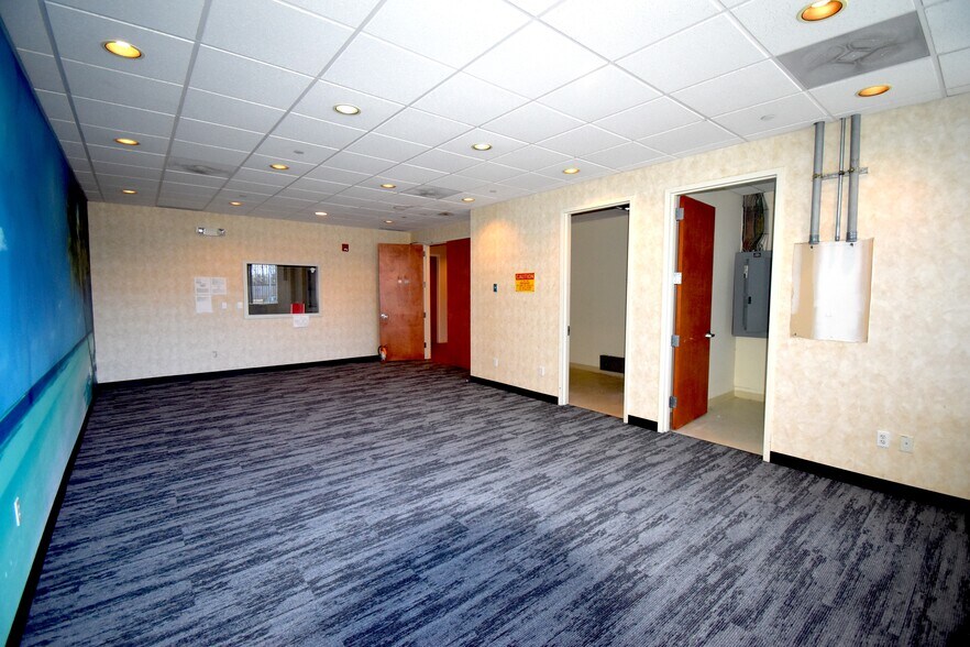 More Photos Of 23 Technology Dr, Setauket Medical For Lease