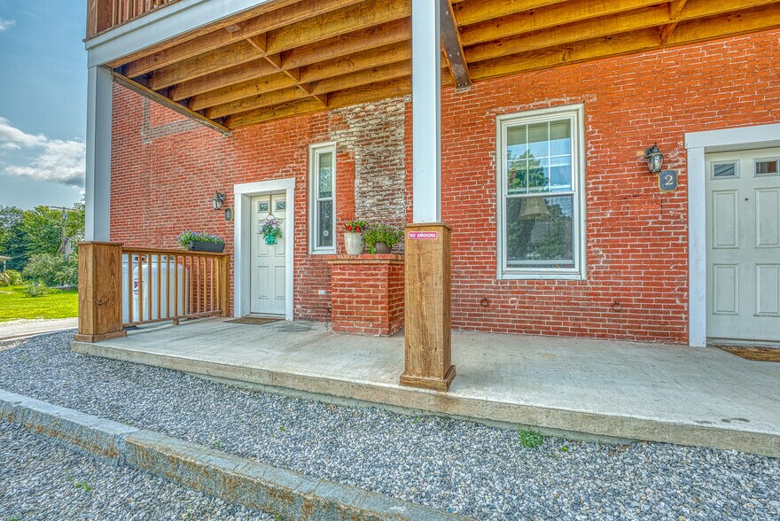 More Photos Of 2 Perkins Pl, Woodsville Apartments For Sale