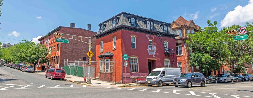 More Photos Of 521-523 Washington St, Newark Apartments For Sale