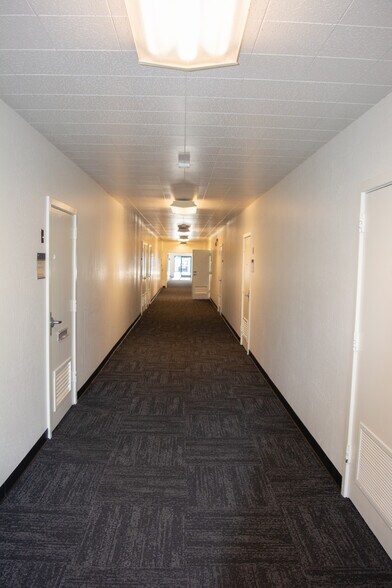 More Photos Of 3318 Howard St, Mcclellan Office For Lease