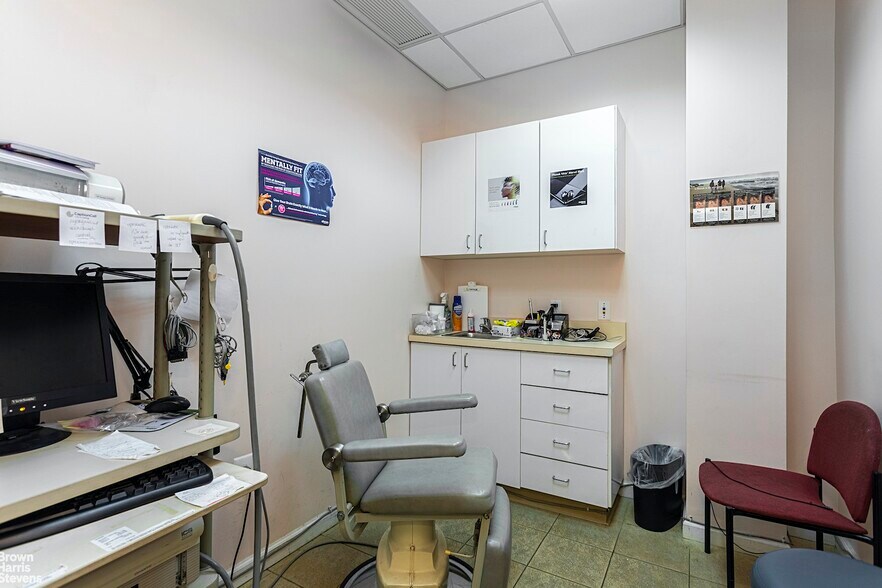 More Photos Of 30-16 30th Dr, Astoria Medical For Sale