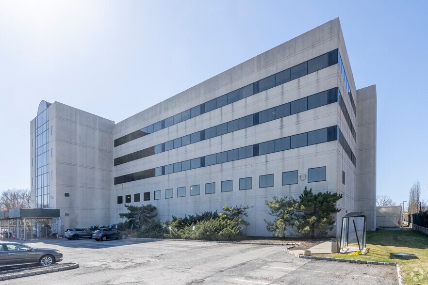 More Photos Of 1150 South Ave, Staten Island Office For Lease