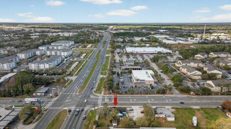 More Photos Of 105 Monroe Rd, Sanford General Retail For Sale