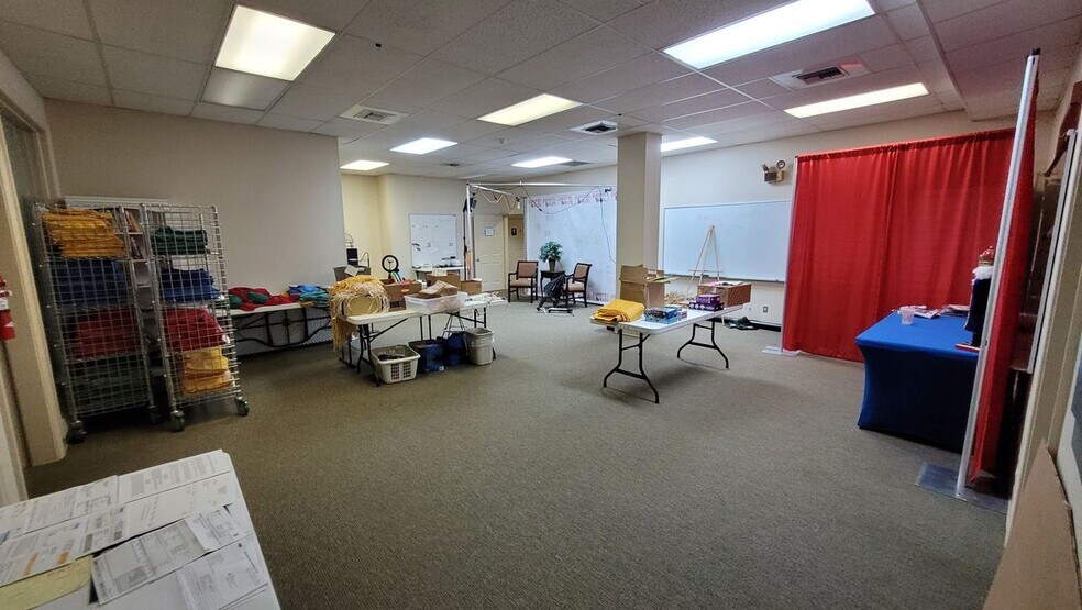 More Photos Of I-55 North Frontage, Jackson Office For Sale