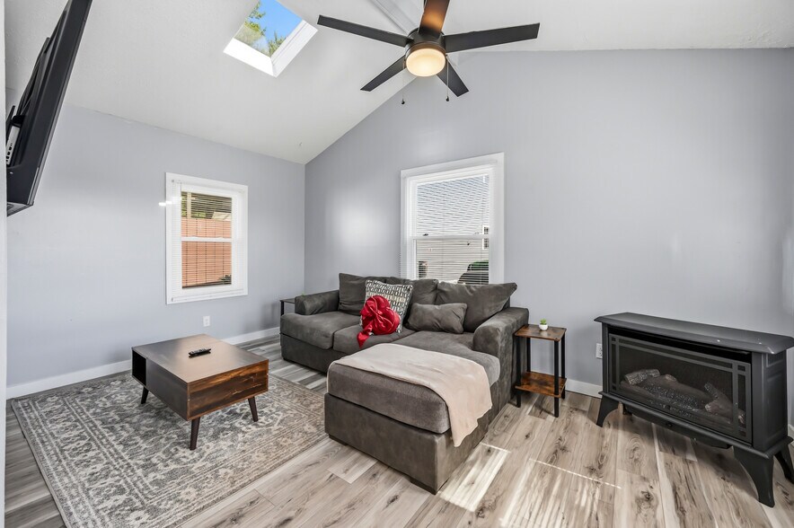 More Photos Of 5214 Old Lake Rd, Geneva Apartments For Sale