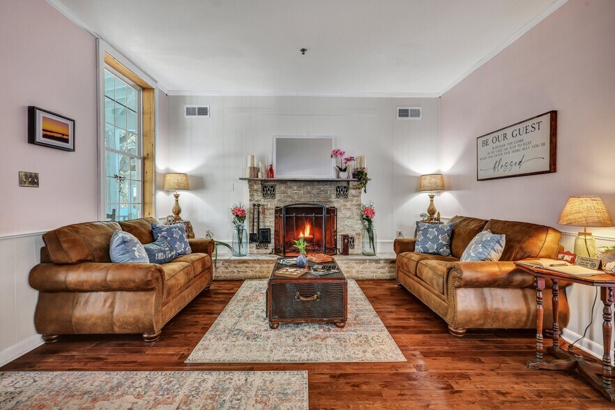 More Photos Of 24 Van Horne Ave, Tybee Island Hospitality For Sale