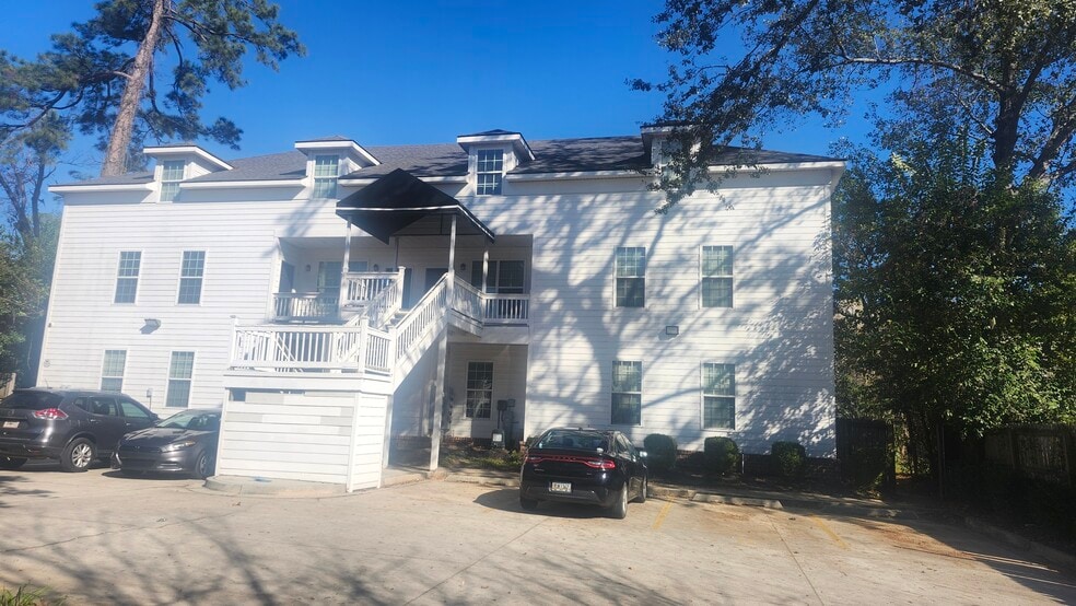 More Photos Of 1514 N Oak St, Valdosta Apartments For Sale