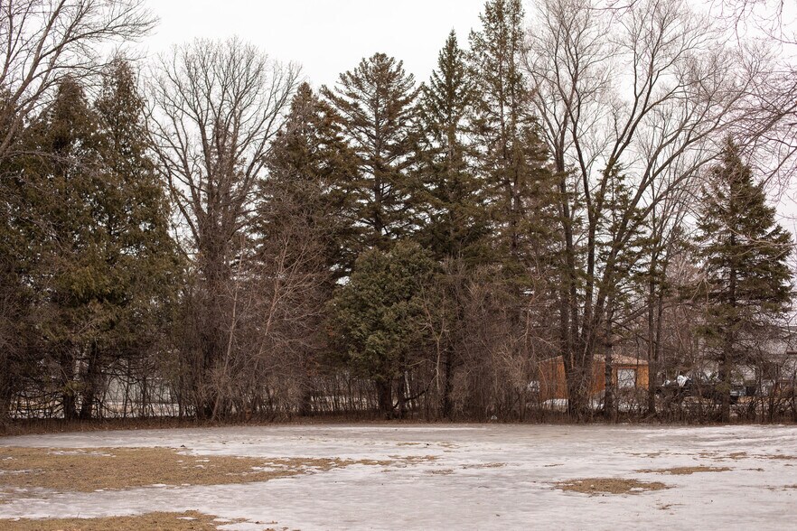 More Photos Of 1220 N Front St, Crookston Apartments For Sale