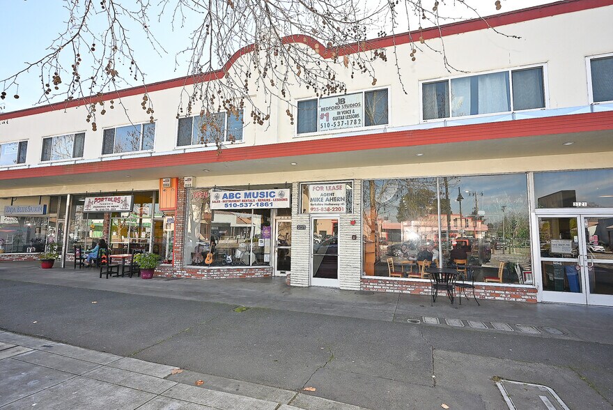 More Photos Of 3121-3161 Castro Valley Blvd, Castro Valley Storefront Retail Office For Sale