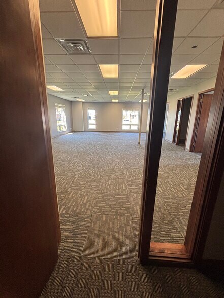 More Photos Of 11051 Broadway, Crown Point Office For Lease