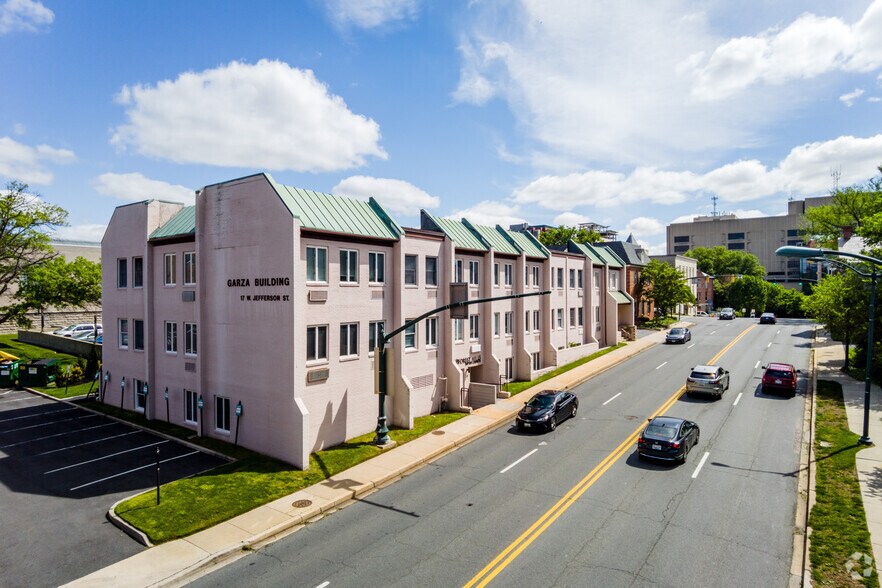 More Photos Of 17 W Jefferson St, Rockville Office For Lease
