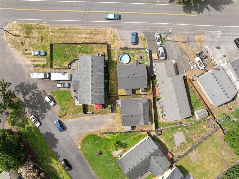 More Photos Of 1070 Deer Island Rd, Saint Helens Multifamily For Sale