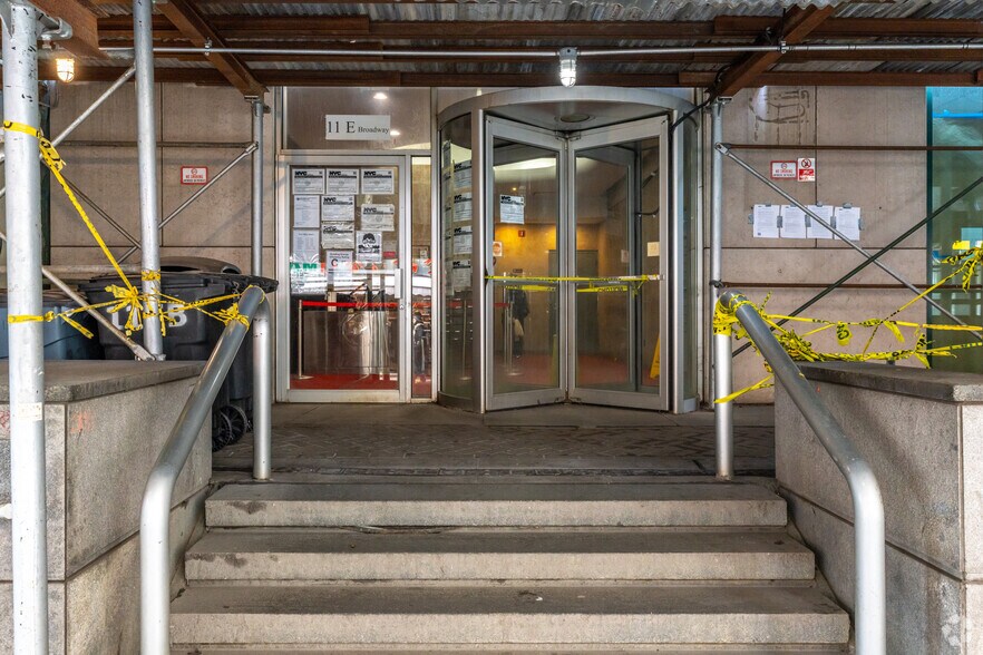 More Photos Of 11-15 E Broadway, New York Loft Creative Space For Sale