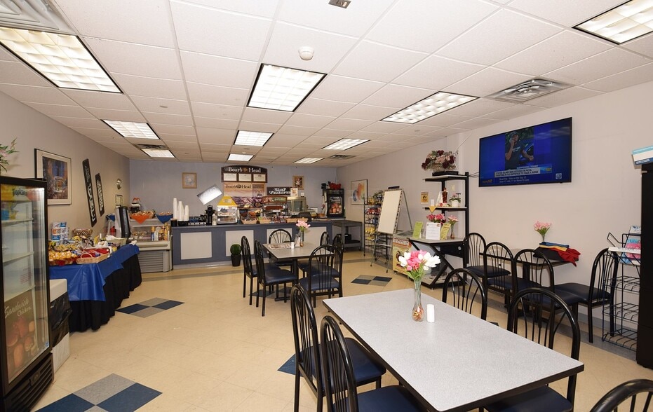 More Photos Of 25 Melville Park Rd, Melville Office For Sale