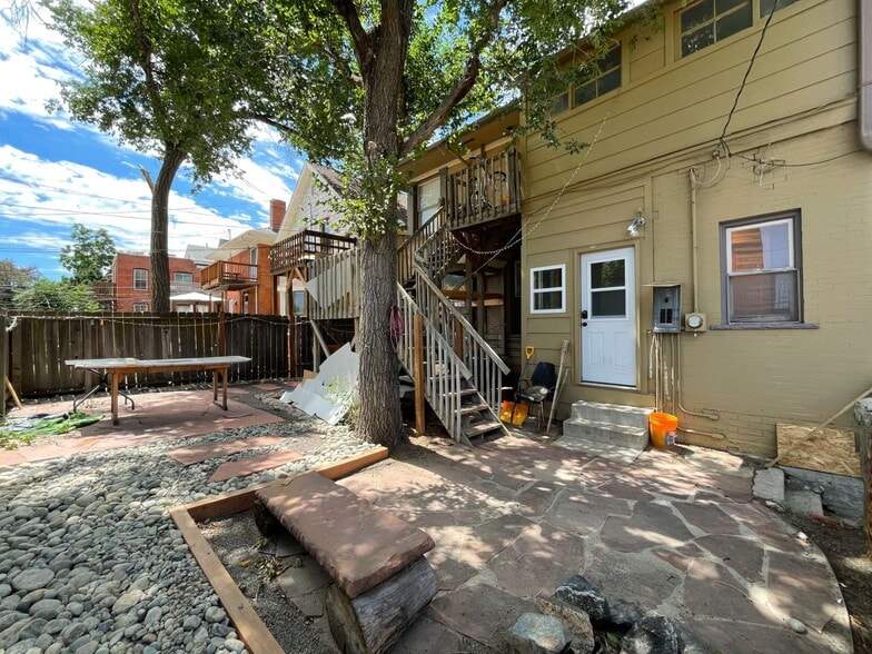 More Photos Of 146 N Logan St, Denver Specialty For Sale