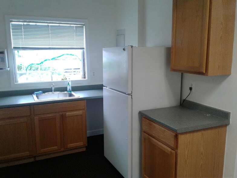 More Photos Of 9216 Center St, Manassas Medical For Sale