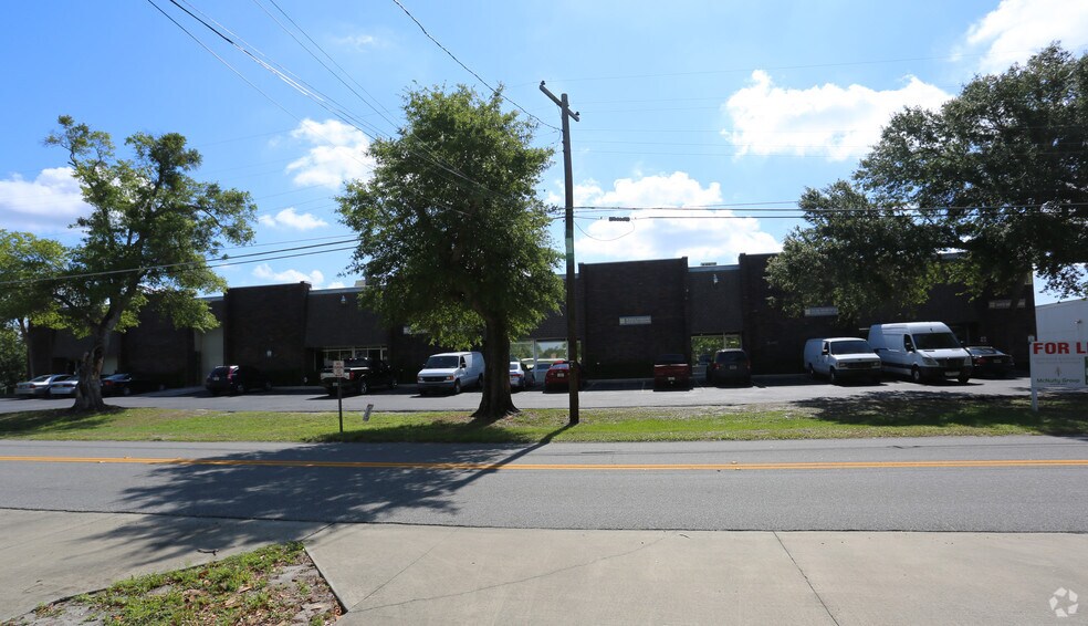 More Photos Of 6103-6119 Anno Ave, Orlando Warehouse For Lease