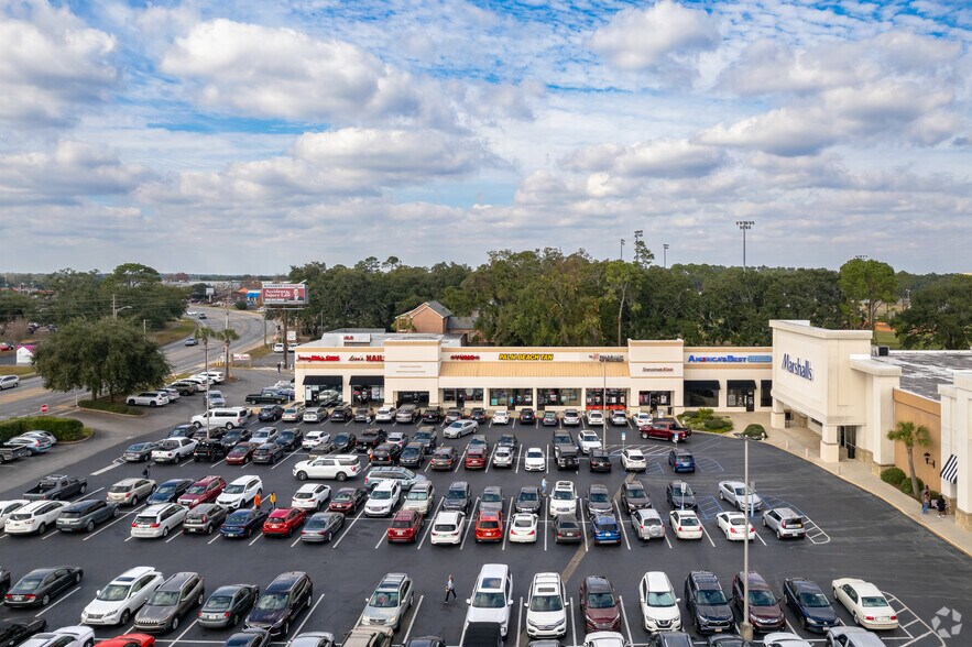 More Photos Of 1650-1670 Airport Blvd, Pensacola Unknown For Lease