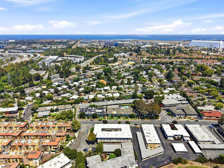 More Photos Of 527 Walker Dr, Mountain View Apartments For Sale