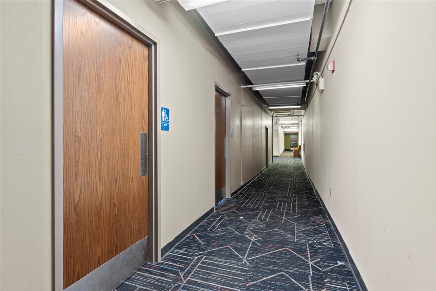 More Photos Of 541 Wyoming Ave, Scranton Office For Lease