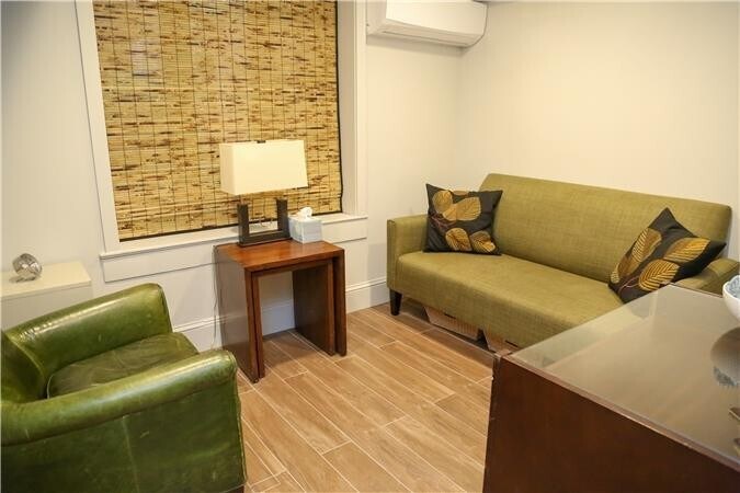 More Photos Of 214 E 70th St, New York Medical For Sale