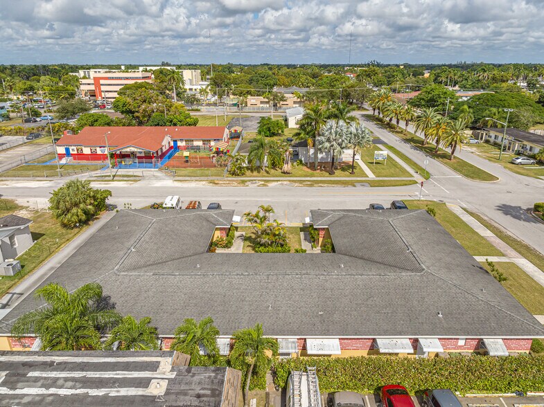 More Photos Of 112 NW 10th St, Homestead Apartments For Sale