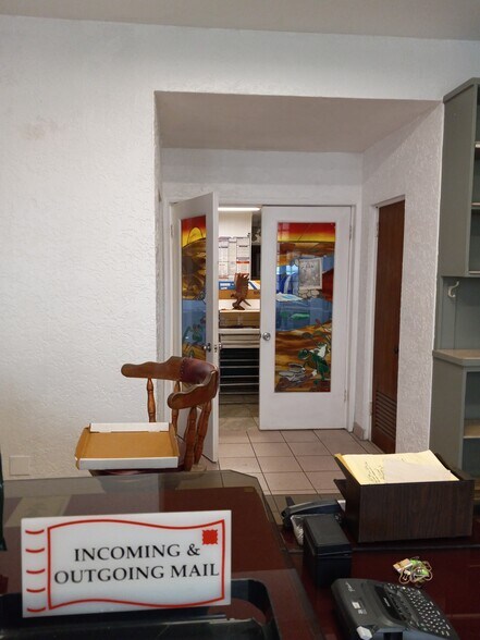 More Photos Of 2030 Homerule St, Honolulu Light Distribution For Lease