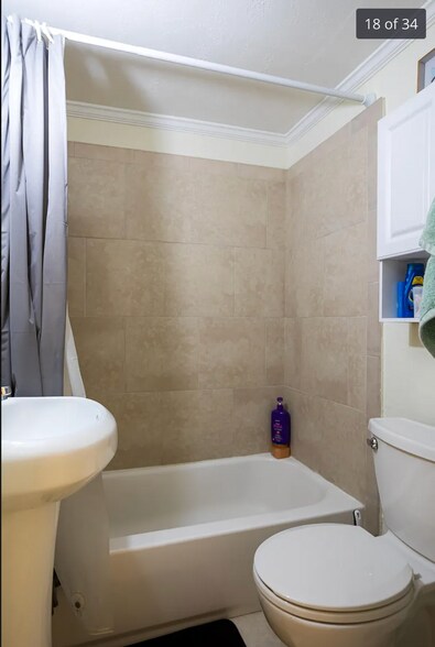 More Photos Of 326 S Federal Hwy, Lake Worth Specialty For Sale