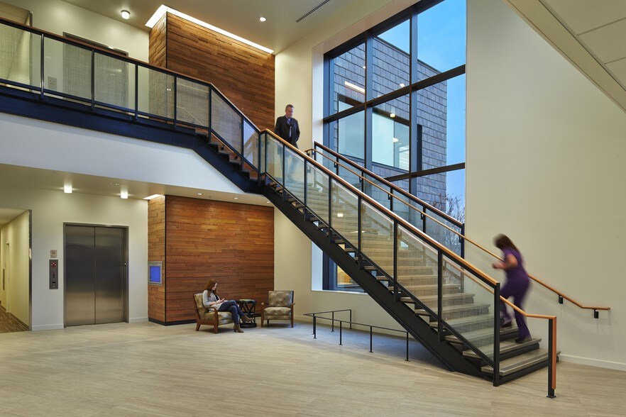 More Photos Of 3001 St Anthony Way, Pendleton Medical For Lease