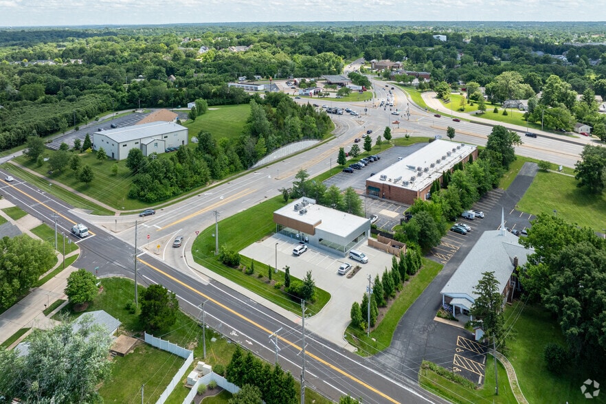 More Photos Of 1706 Smizer Station Rd, Saint Louis Office For Sale