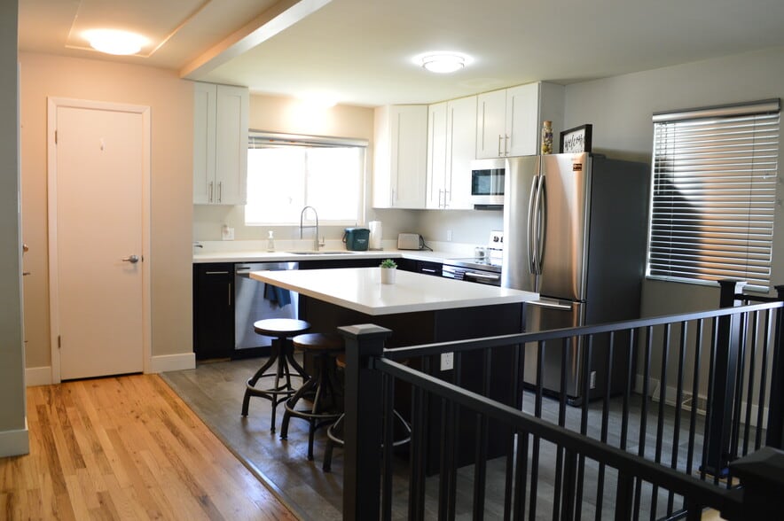 More Photos Of 2200-2216 S Cherry St, Denver Apartments For Sale