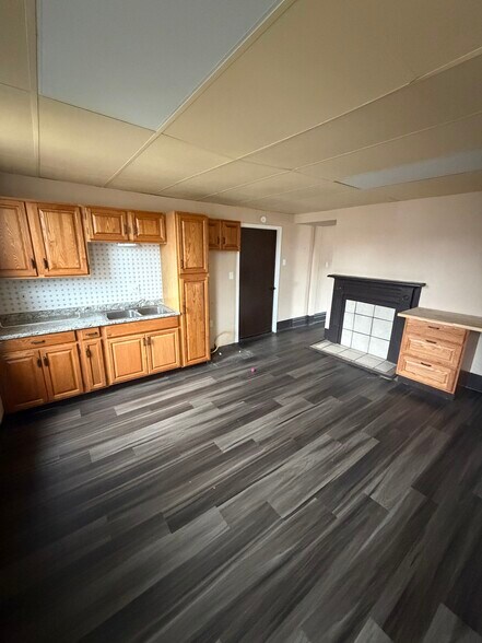 More Photos Of 671 5th St, Oakmont Apartments For Sale