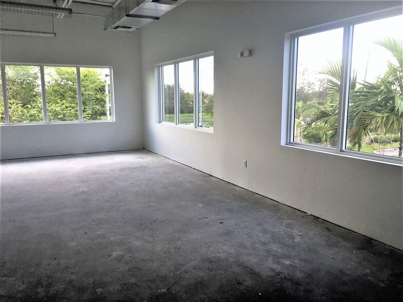 More Photos Of 2201 Palm Ave, Miramar Storefront Retail Office For Lease