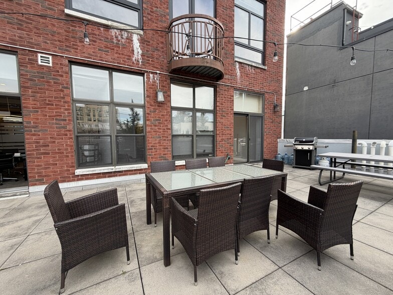 More Photos Of 101 Broadway, Brooklyn Office For Lease