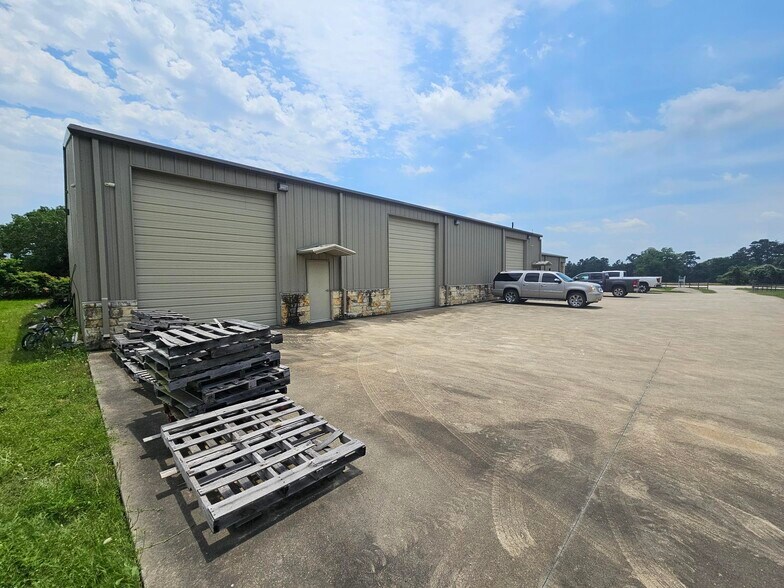 More Photos Of 19802 Fm-1488, Magnolia Warehouse For Sale