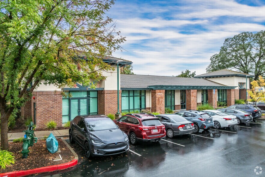 More Photos Of 8775 Sierra College Blvd, Granite Bay Medical For Sale