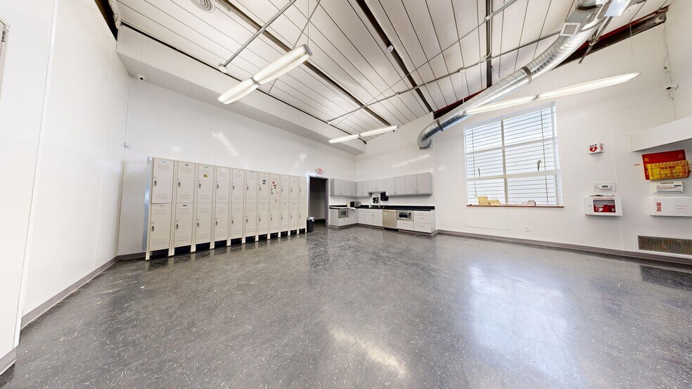 More Photos Of 1105 Constitution Dr, Trinidad Food Processing For Lease