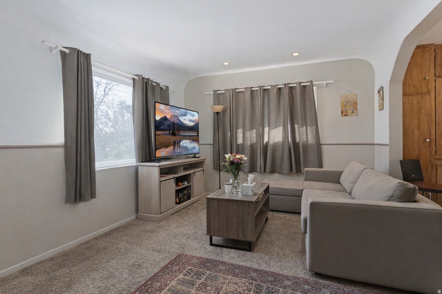 More Photos Of 5680 S 1300 E, Murray Multifamily For Sale