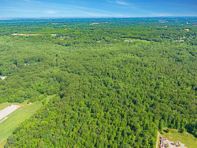 More Photos Of 5075 Crain Hwy, La Plata Golf Course Driving Range For Sale