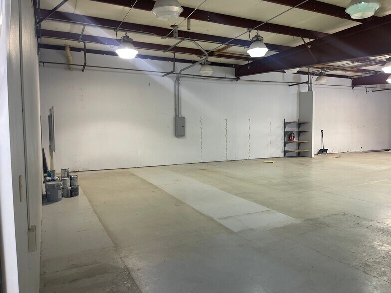 More Photos Of 840 Clark St, Big Rapids Freestanding For Lease