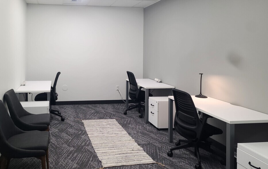 More Photos Of 2180 Harvard St, Sacramento Coworking Space